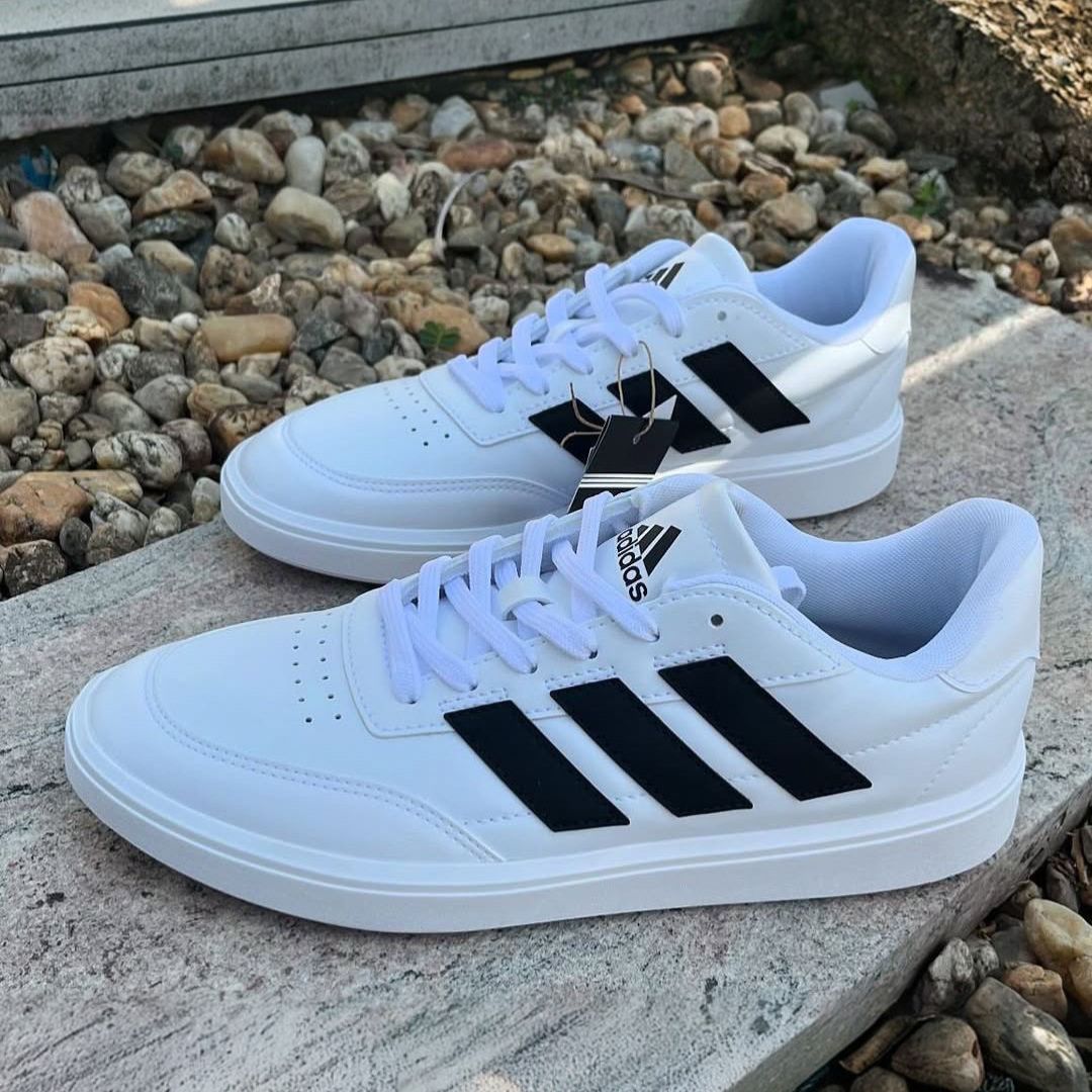 Tênis Adidas Courtblock
